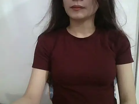 berry alma06 online show from May 12, 2026, 3:51 pm