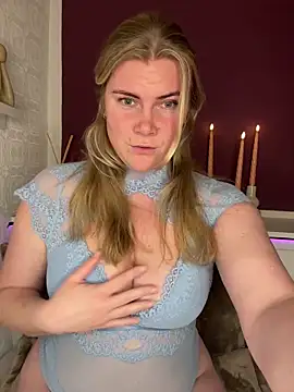 Snapshot of SexyBlondJoanna chatting on January 31, 2026, 7:12 pm SexyBlondJoanna online show from January 31, 2026, 7:12 pm