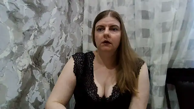 Snapshot of DarkRose0104 chatting on June 19, 2026, 5:30 pm DarkRose0104 online show from June 19, 2026, 5:30 pm