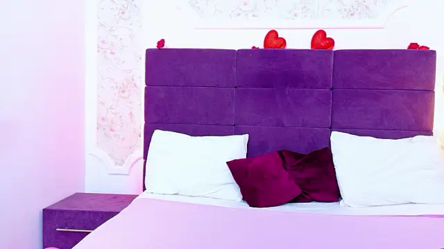 EvelinHill online show from February 26, 2026, 4:56 am