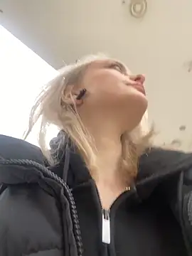 aka Blonde online show from April 20, 2026, 6:05 am