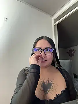 Snapshot of Diosa_lunar1 chatting on July 28, 2026, 12:51 am Diosa lunar1 online show from July 28, 2026, 12:51 am