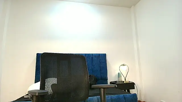 Snapshot of Dante_Knox chatting on January 15, 2026, 11:35 am Dante Knox online show from January 15, 2026, 11:35 am