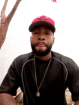 Snapshot of Dante_Knox chatting on February 17, 2026, 12:02 pm Dante Knox online show from February 17, 2026, 12:02 pm