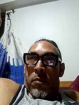 Snapshot of Big_vittollo chatting on April 3, 2026, 1:45 am Big vittollo online show from April 3, 2026, 1:45 am