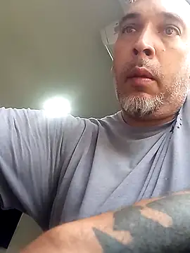 Snapshot of Big_vittollo chatting on April 3, 2026, 3:40 pm Big vittollo online show from April 3, 2026, 3:40 pm