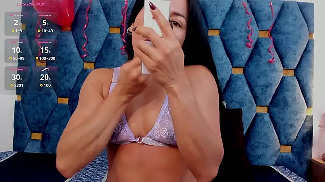 Snapshot of Michel_fitnes chatting on February 20, 2026, 11:23 am Michel fitnes online show from February 20, 2026, 11:23 am