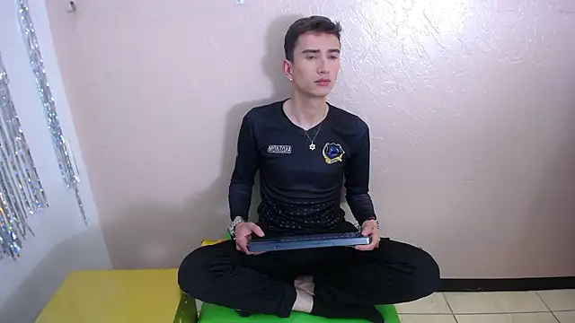 Snapshot of Iam_Smith_ chatting on February 27, 2026, 10:31 pm Iam Smith online show from February 27, 2026, 10:31 pm