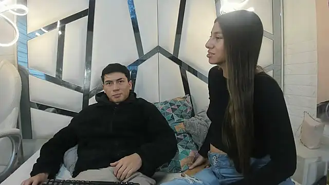 Snapshot of ScarlettAndLucas chatting on February 23, 2026, 12:50 pm ScarlettAndLucas online show from February 23, 2026, 12:50 pm