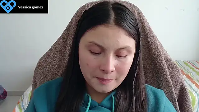 yessica gomez01 online show from July 8, 2026, 8:53 pm