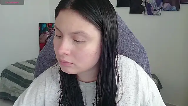 Snapshot of yessica_gomez01 chatting on February 16, 2026, 9:34 pm yessica gomez01 online show from February 16, 2026, 9:34 pm