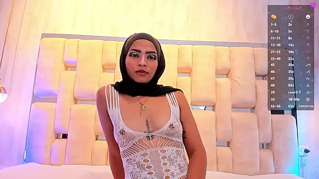 Snapshot of VeronicaFlowers_ chatting on February 8, 2026, 3:15 am VeronicaFlowers online show from February 8, 2026, 3:15 am