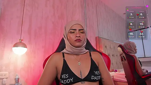 Snapshot of VeronicaFlowers_ chatting on February 2, 2026, 9:03 pm VeronicaFlowers online show from February 2, 2026, 9:03 pm