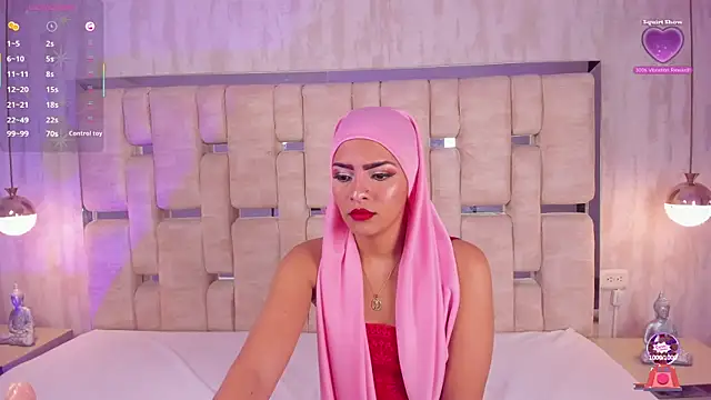 Snapshot of VeronicaFlowers_ chatting on January 16, 2026, 7:51 pm VeronicaFlowers online show from January 16, 2026, 7:51 pm