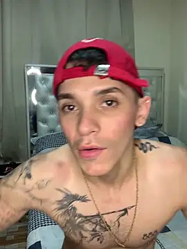 Snapshot of _Ander_Xx chatting on March 18, 2026, 6:53 pm Ander Xx online show from March 18, 2026, 6:53 pm