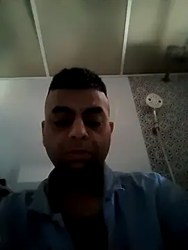 Snapshot of ashleellaunda7582 chatting on March 28, 2026, 4:13 am ashleellaunda7582 online show from March 28, 2026, 4:13 am