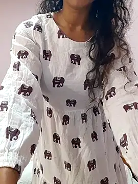 Snapshot of cutehotwife chatting on March 27, 2026, 6:33 am cutehotwife online show from March 27, 2026, 6:33 am