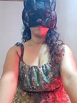 cutehotwife online show from July 19, 2026, 9:55 pm