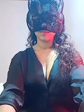 cutehotwife online show from July 18, 2026, 8:39 pm