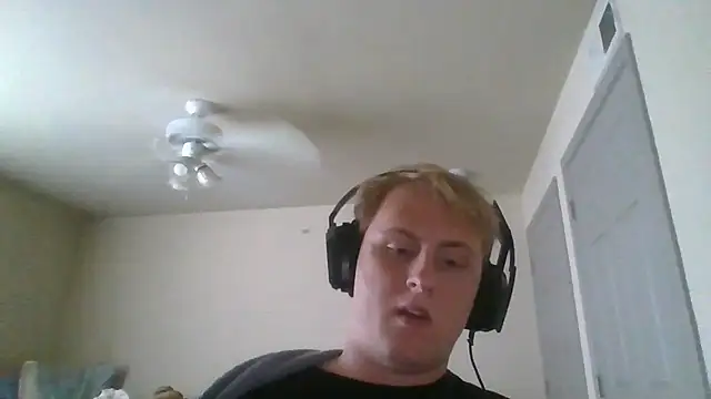 Snapshot of dsommers23 chatting on July 21, 2026, 1:23 pm dsommers23 online show from July 21, 2026, 1:23 pm