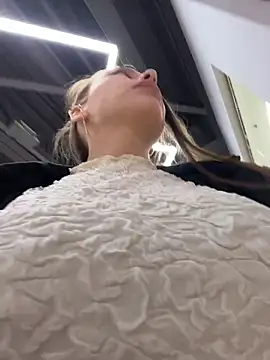 LeiaMood online show from April 13, 2026, 5:55 am