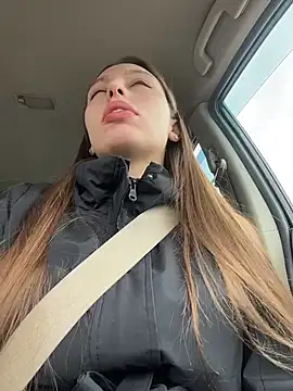 LeiaMood online show from April 22, 2026, 5:03 am