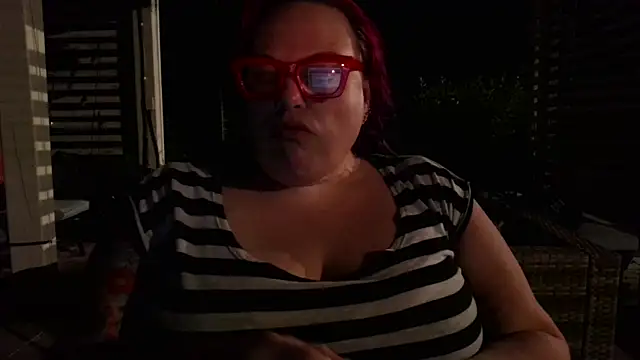 Snapshot of theUnihorniest chatting on June 7, 2026, 4:07 am theUnihorniest online show from June 7, 2026, 4:07 am