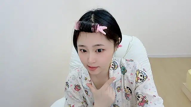 Snapshot of Onefiona chatting on April 17, 2026, 7:11 am Onefiona online show from April 17, 2026, 7:11 am