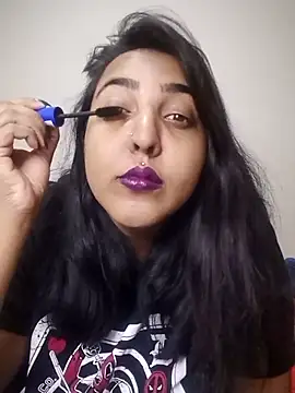Snapshot of IndianBearxx chatting on July 6, 2026, 6:32 pm IndianBearxx online show from July 6, 2026, 6:32 pm