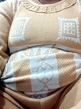 Annubhabhi143 online show from February 2, 2026, 4:55 am