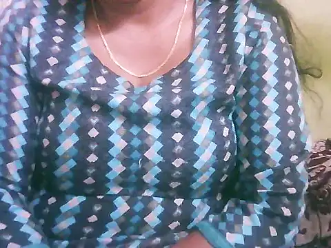 Snapshot of mohini_bhabhi chatting on February 1, 2026, 4:22 am mohini bhabhi online show from February 1, 2026, 4:22 am