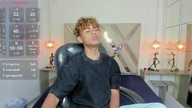 Anyelo Twink online show from April 6, 2026, 4:46 am