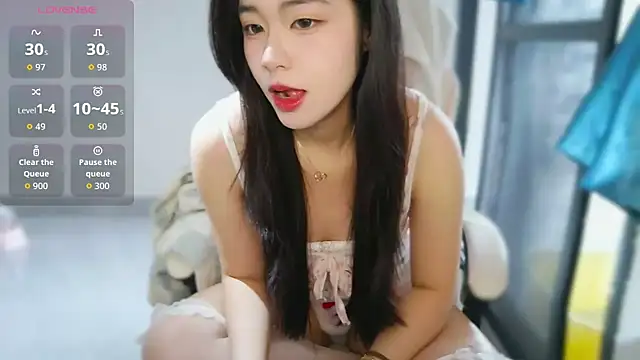 Snapshot of -XiaoYu-777 chatting on February 14, 2026, 6:35 am -XiaoYu-777 online show from February 14, 2026, 6:35 am