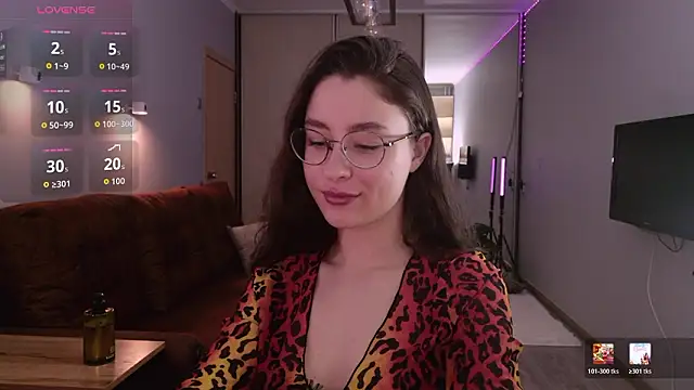 Snapshot of classy____ chatting on March 16, 2026, 1:04 pm classy online show from March 16, 2026, 1:04 pm