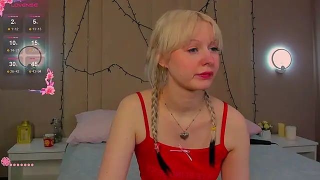 AdeleSilvy online show from March 13, 2026, 1:43 am