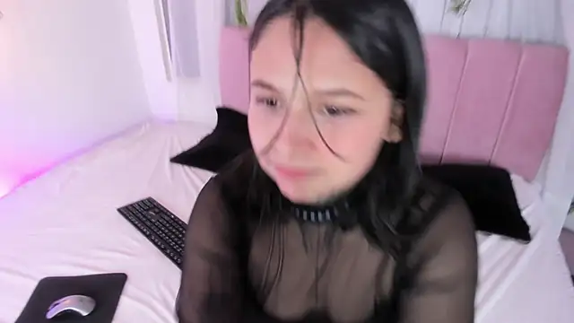 Snapshot of nicky_bonny18 chatting on February 28, 2026, 12:49 pm nicky bonny18 online show from February 28, 2026, 12:49 pm