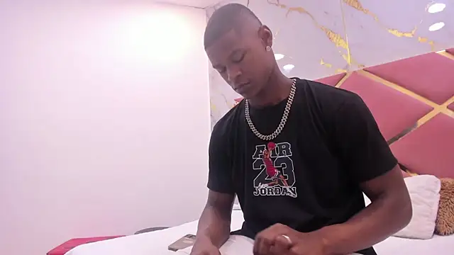 Snapshot of passion_black chatting on February 23, 2026, 7:14 pm passion black online show from February 23, 2026, 7:14 pm