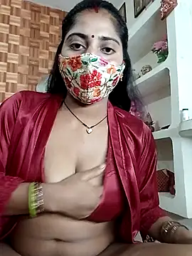 Snapshot of Angel_eyes00 chatting on April 14, 2026, 5:01 am Angel eyes00 online show from April 14, 2026, 5:01 am