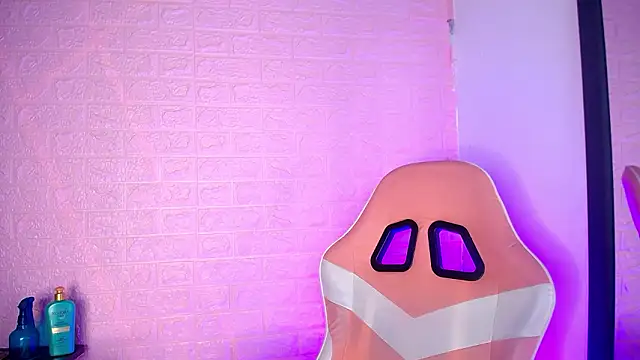 Snapshot of Dominic_Queen1126 chatting on March 14, 2026, 12:55 pm Dominic Queen1126 online show from March 14, 2026, 12:55 pm