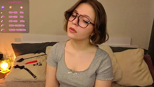Snapshot of Next2Marie chatting on March 14, 2026, 4:40 am Next2Marie online show from March 14, 2026, 4:40 am