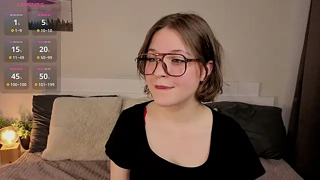 Snapshot of Next2Marie chatting on May 3, 2026, 5:56 am Next2Marie online show from May 3, 2026, 5:56 am
