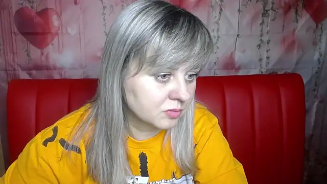 Snapshot of VeronicaSvitt chatting on February 12, 2026, 1:22 pm VeronicaSvitt online show from February 12, 2026, 1:22 pm