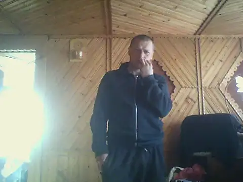 Snapshot of Ivan9iutt chatting on April 28, 2026, 5:34 am Ivan9iutt online show from April 28, 2026, 5:34 am