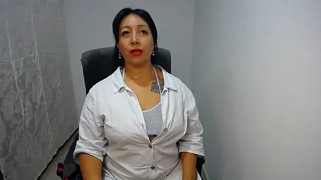 Snapshot of soyElena46 chatting on March 5, 2026, 11:51 am soyElena46 online show from March 5, 2026, 11:51 am