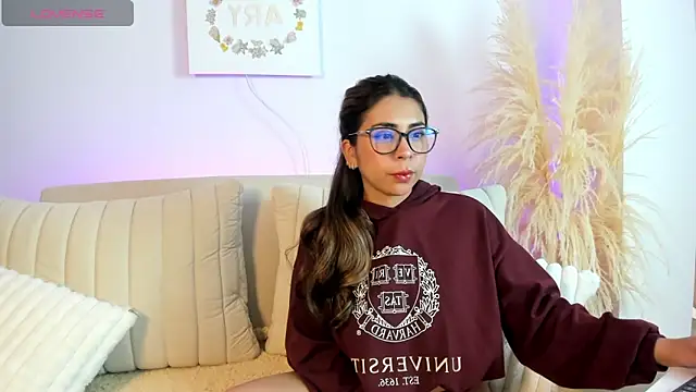  Sweet ary online show from February 2, 2026, 7:46 pm