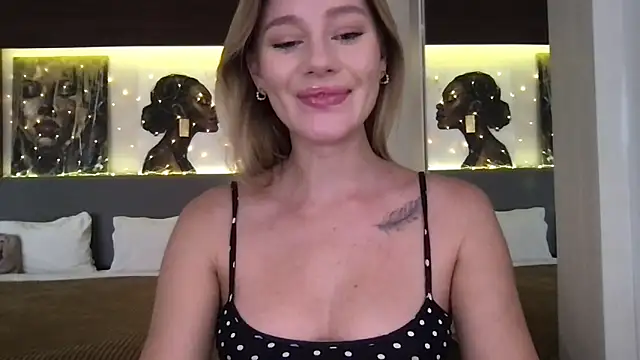 Snapshot of Stella_muse chatting on February 5, 2026, 3:24 am Stella muse online show from February 5, 2026, 3:24 am