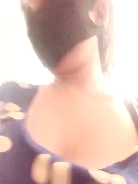 sexyqueen558 online show from April 5, 2026, 5:03 am