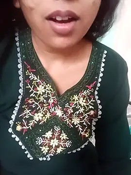 sexyqueen558 online show from March 15, 2026, 4:30 am