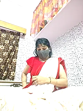 Priyaji7575 online show from February 11, 2026, 5:51 am