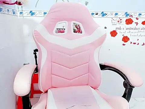 Anna sexyY  online show from January 12, 2026, 4:52 am